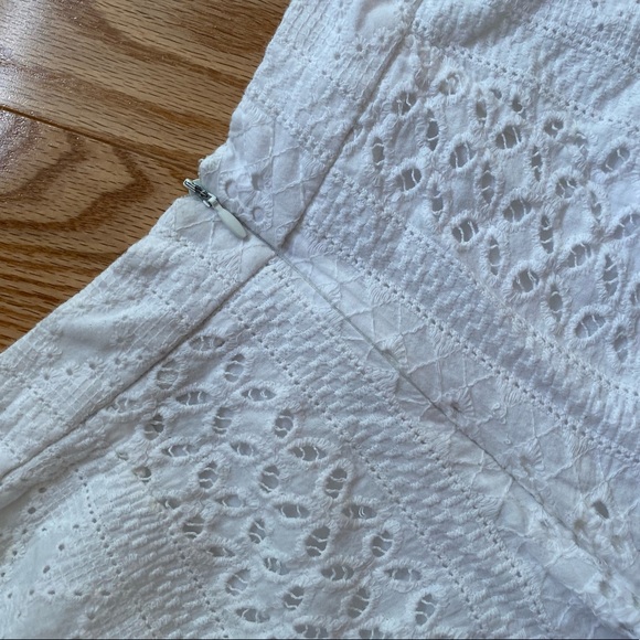 White Eyelet Shorts - Picture 4 of 4